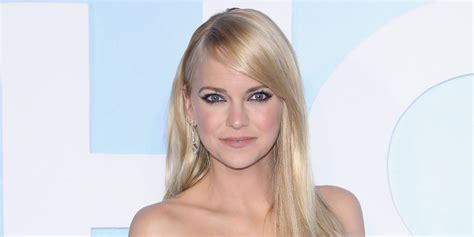 anna feris nude|Anna Faris Nude Pictures & Compilation Videos